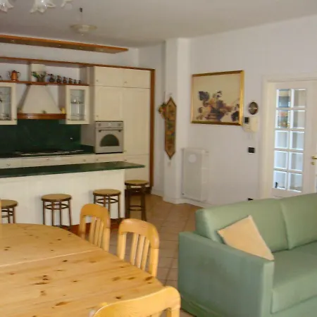 Sole Apartment *